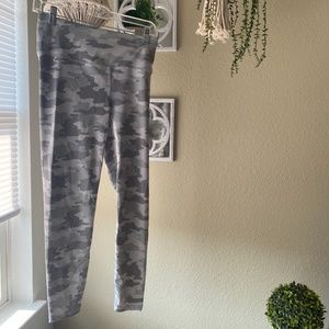 Camo Ankle Workout Leggings
